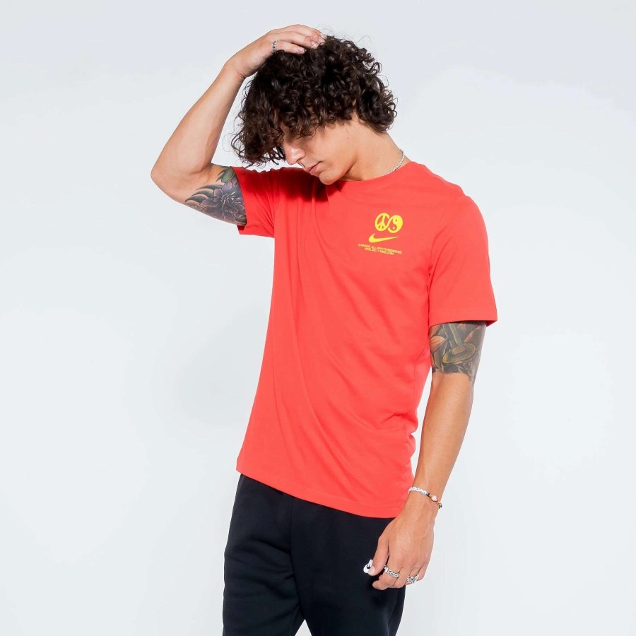 Men'S Tees * | Nike Sportswear Heatwave Tee Red